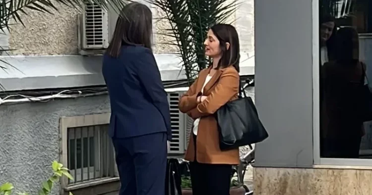 Seanca për ‘vulën’, Yuri Kim dërgon ‘njerëzit’ e saj në Gjykatë