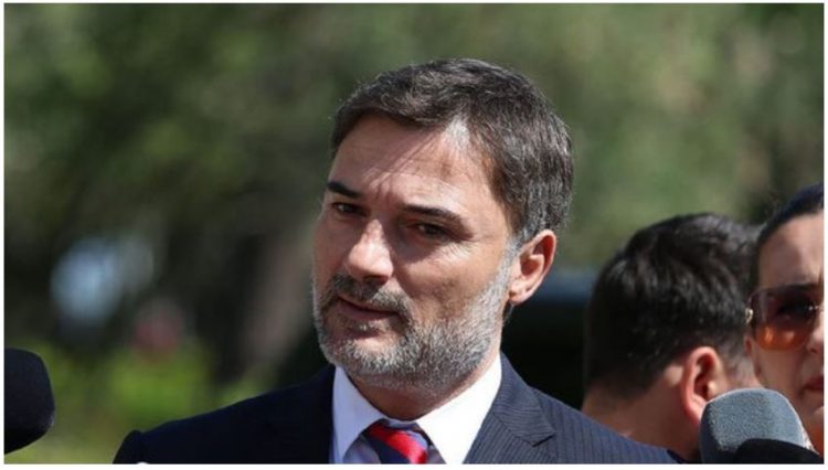 FOTO/ Befason Alibeaj, në Elbasan për Ditën e Verës