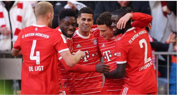 Bayern shkatërron Augsburg-un