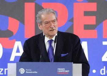 Berisha: Edi Rama vjedh çdo ditë