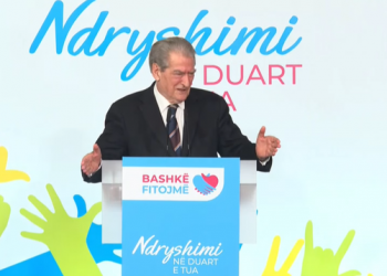 Berisha në Kuçovë: Këta vjedhin çdo gjë, s’pyesin për qytetarët