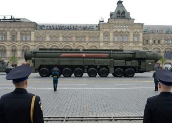 Borrell kritikon ashpër vendosjen e armëve bërthamore në Bjellorusi