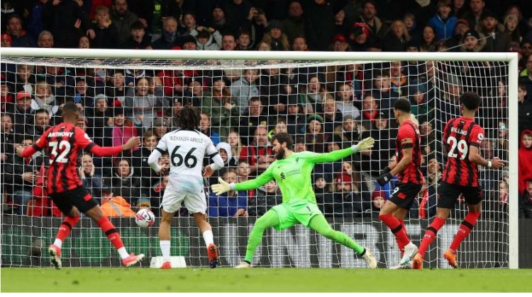 Nga parajsa në ferr, Bournemouth mund Liverpool