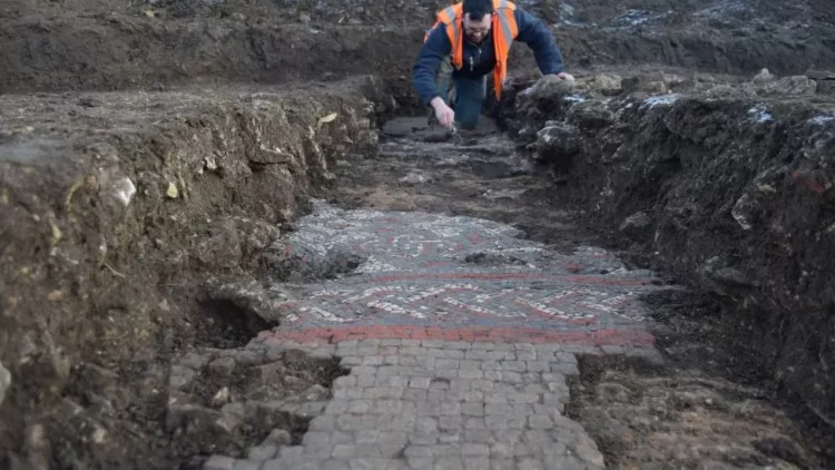 Gjendet mozaiku nën truallin e parashikuar për supermarket