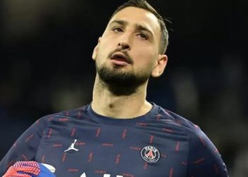 Ish-portieri i Manchester United kritikon Donnarumman