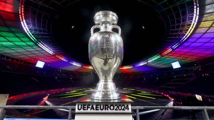 Euro 2024/ Jo vetëm Francë-Holandë, super-sfida na presin sonte