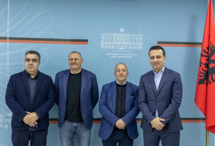 Ja çfarë fshihet në realitet pas rritjes së çmimit të patentave