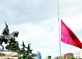 5 marsi ditë zie kombëtare në nder të viktimave në Greqi