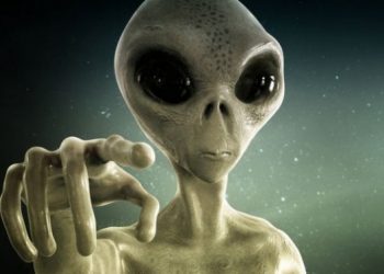 Jemi vetëm në Univers apo jo? Mitchell jep mendimin e tij