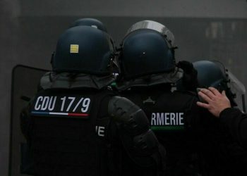 Protestat në Francë, policia arreston mbi 800 persona