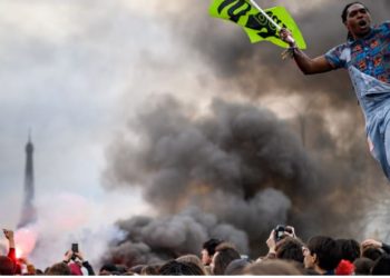 Mbi 200 të arrestuar në protestat kundër reformës së pensioneve