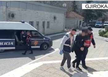 Shpërndante heroinë, arrestohet 37-vjeçari (Emri)