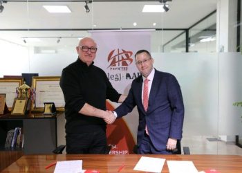 Gjigandi izraelit i shërbimeve IT vjen në Shqipëri