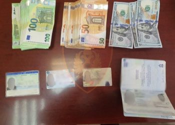 I mori 9 mijë euro një personi me anë të mashtrimit, arrestohet