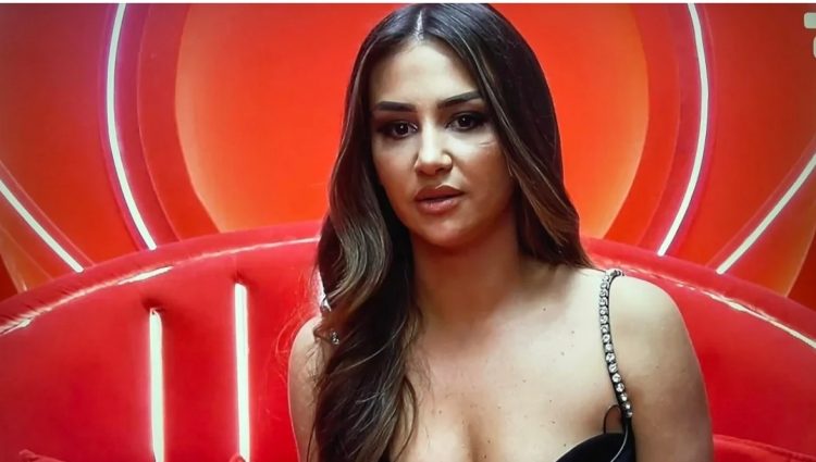 Kiarës u numërojnë të dashurit, moderatorja tregon se…