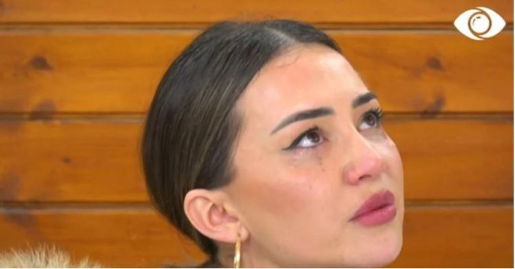 Habit Kiara: Hapa adresë false dhe i shkruajta komshiut