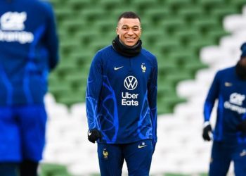 Mbappe e ka ndarë Francën në klane?