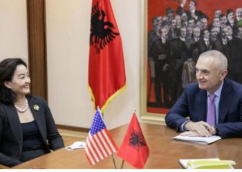 Përfundon takimi mes Metës dhe Yuri Kim