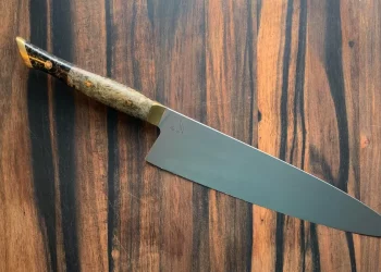 Plagosi bashkëshortin, gjykata jep masën ndaj 33-vjeçares