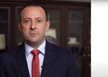 APK paralajmëron zyrtarët për deklarimin e pasurive