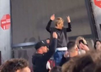 VIDEO/ Kryemadhi ‘e djeg’ në party me rininë