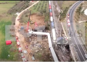 PAMJET ME DRON / Si janë përplasur trenat ‘kokë më kokë’ në Greqi