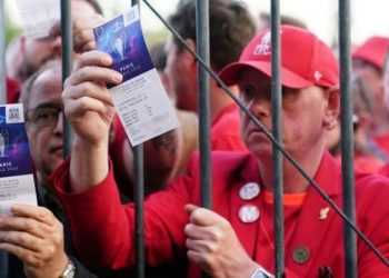 UEFA rimburson tifozët e Liverpool për ngjarjet në Paris