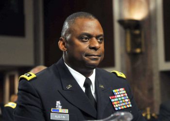 Sekretari amerikan i mbrojtjes komenton rrëzimin e dronit nga rusët