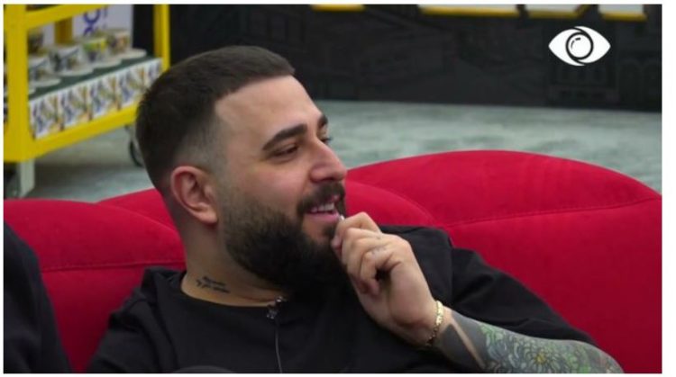 ‘Ka shumë llapaqenëri’, Robert Aliaj ka dy fjalë për Lorencin