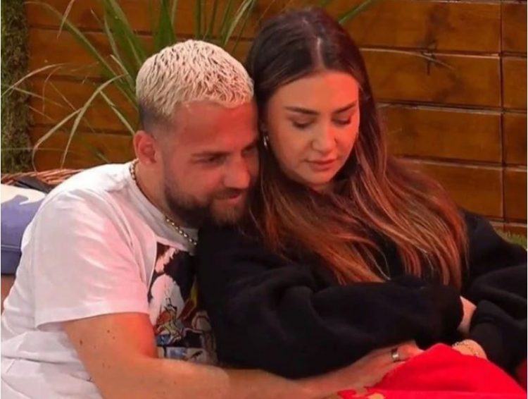 Kiara shokon Luizin: Po të shfrytëzoj për lojë