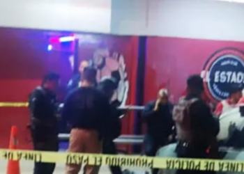 Terror, vriten 10 persona në një lokal