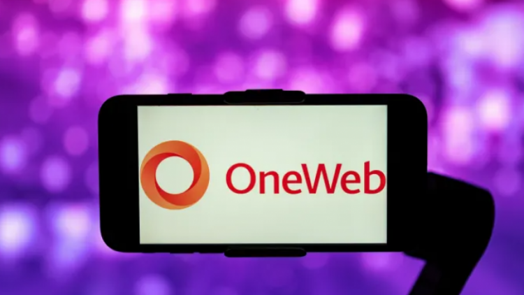 Rivali i Starlinkut, OneWeb synon mbulim global të internetit