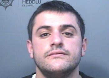 EMRI-FOTO/ Shqiptari kapet me ‘shtëpi bari’ në Angloi, dëbohet