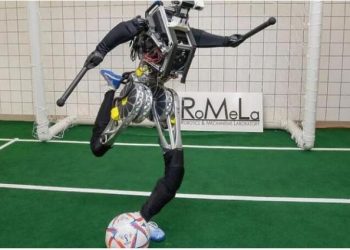 Roboti ARTEMIS udhëton në Paris për të marrë pjesë në RoboCup