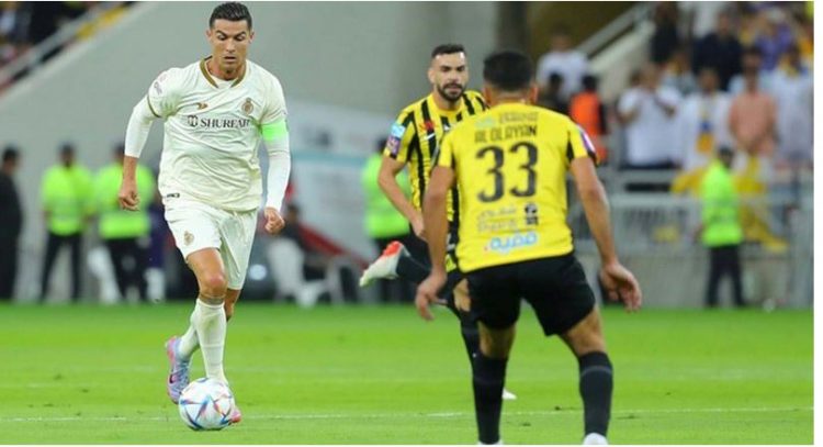 Al Nassr i Ronaldos humb ndaj rivalit dhe dorëzon kryesimin