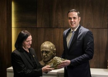 Abdixhiku pret në LDK një vizitore shumë speciale