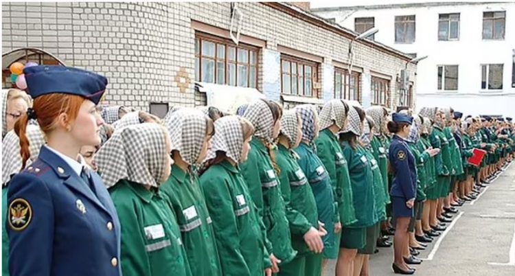 Putin s’njeh limite, dërgon gratë e burgosura në luftë