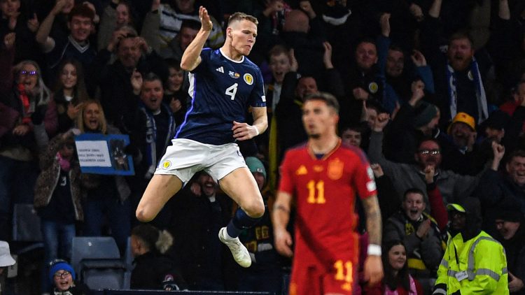 McTominay në “qiellin e shtatë”: Do mbahemi mend për dekada