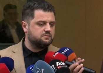 Pse nuk firmos Basha? Sefa: Ka dhënë dorëheqje