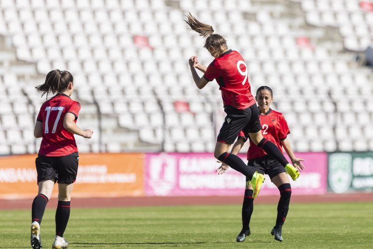 UEFA i beson Shqipërisë turneun e rëndësishëm të futbollit të femrave