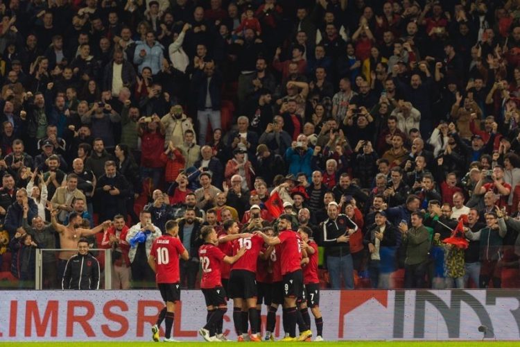 Shqipëria, risitë që mund të sjellë Sylvinho në formacion