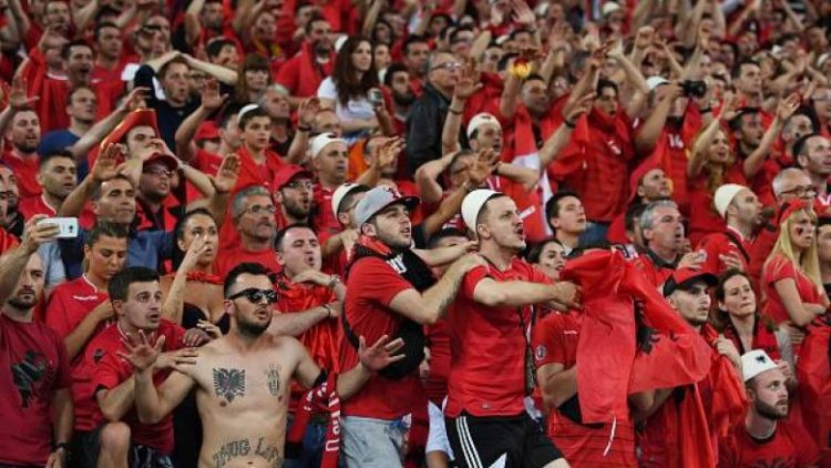 Ja sa tifozë do mbështesin Kombëtaren në stadium