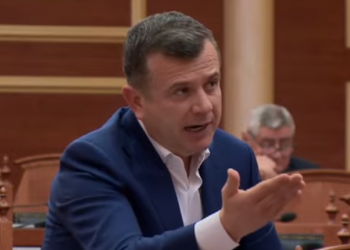 ‘Hajdut’, Balla ‘përplaset’ ashpër me Ina Zhupën