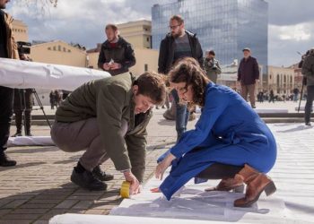 Asosacioni, Rrusta: Peticioni është bërë problem politik