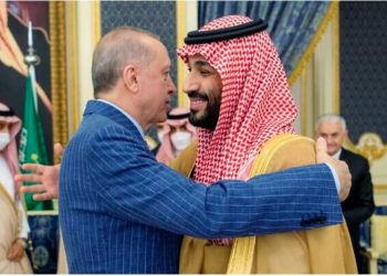 Tërmeti shkatërrimtar në Turqi, Arabia jep 5 miliardë dollarë