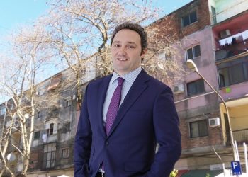 Dy tenderë pa garë/ Spahia shpenzon 110 mln lekë për fasada e asfalt