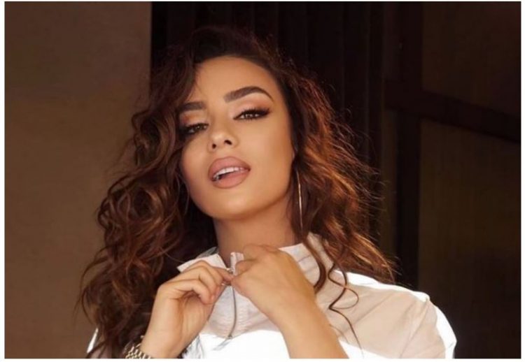 ‘Shpërthyese’! Xhensila na zbulon fotot e fundit në Bali