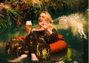 Pinte katër shishe verë në ditë gjatë karantinës, Adele tregon arysen