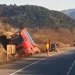 S’ndalen aksidentet, kamionçina del nga rruga në Prrenjas