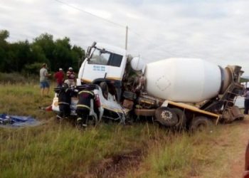 Kamioni përplaset me dy autobusë, 15 të vdekur në Afrikën e Jugut